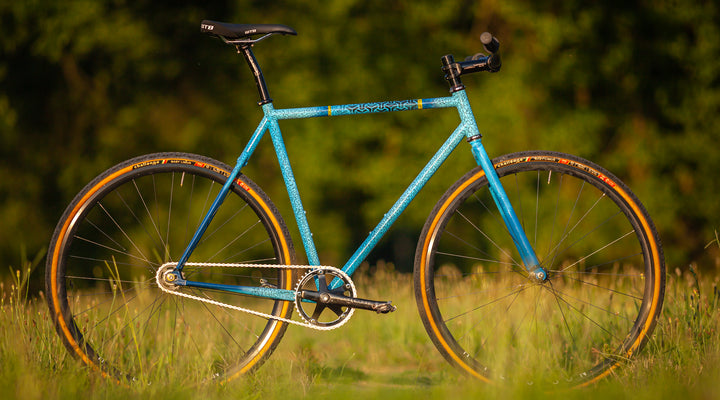 SO-EZ raffle bike painted by Cache