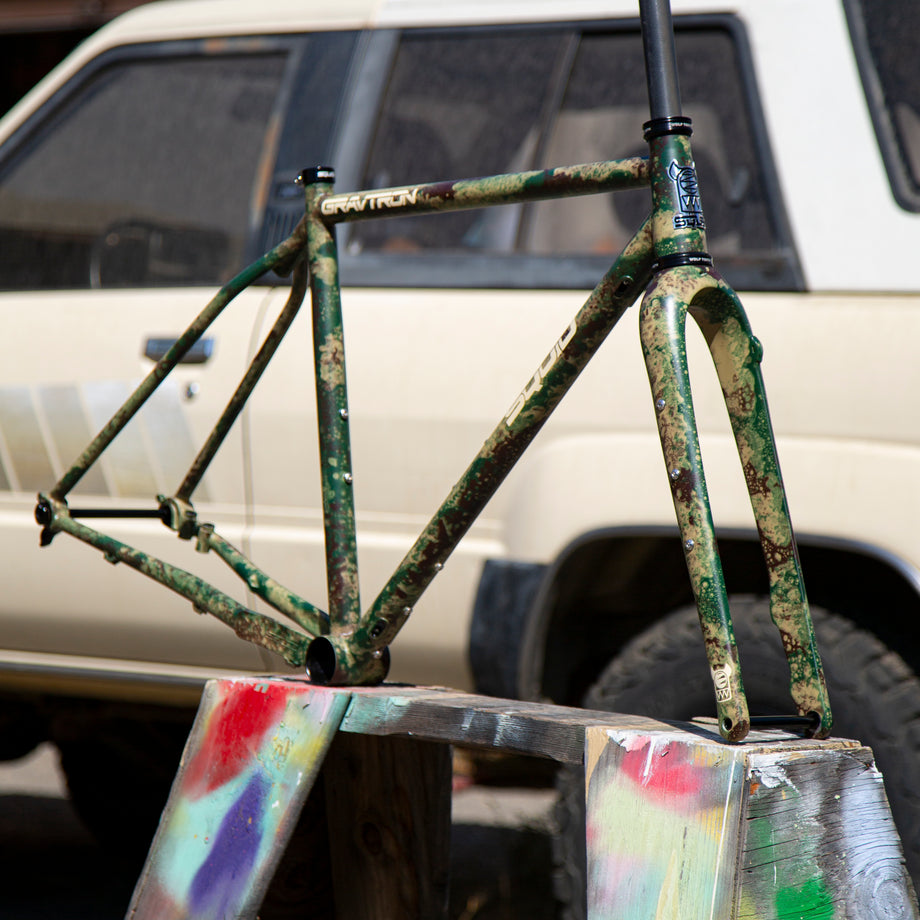 Gravtron V2 - Camo Acid Wash - Size Medium