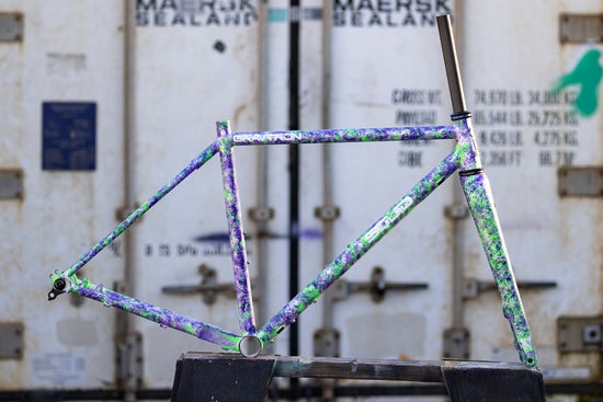 Gravtron V2 - Drip/Marble - Size Medium