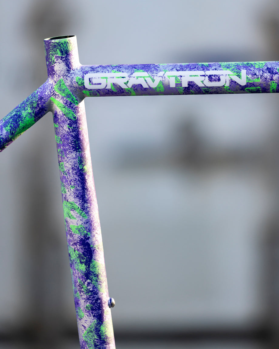 Gravtron V2 - Drip/Marble - Size Medium