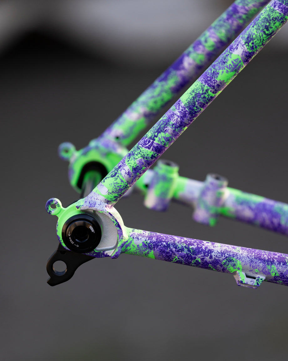 Gravtron V2 - Drip/Marble - Size Medium