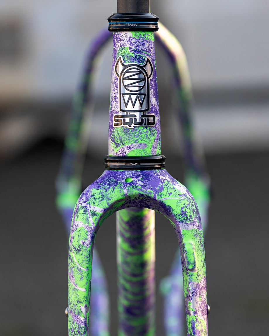 Gravtron V2 - Drip/Marble - Size Medium