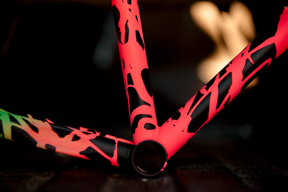 SO-EZ Neon Fade / Drip - size 54