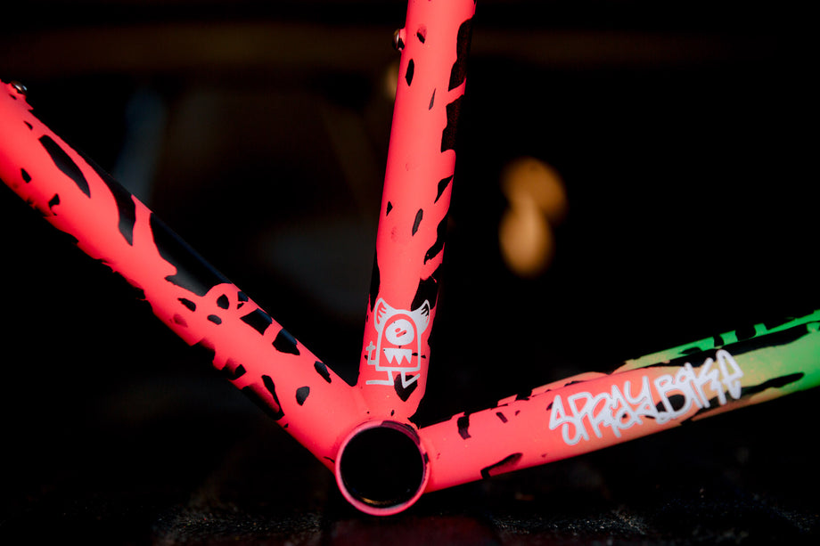 SO-EZ Neon Fade / Drip - size 54